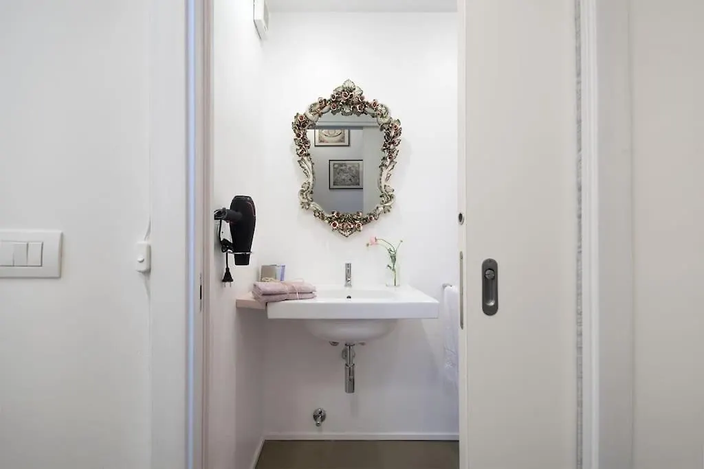 Apartment Romantic Loft Porta Venezia Mailand