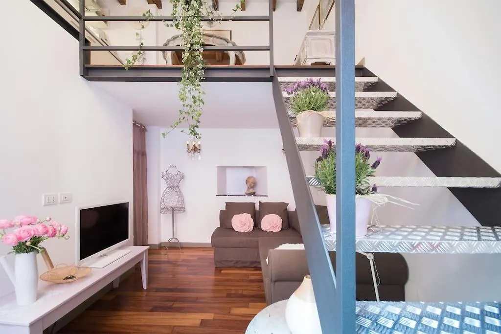 Appartamento Romantic loft Porta Venezia Milano Italia