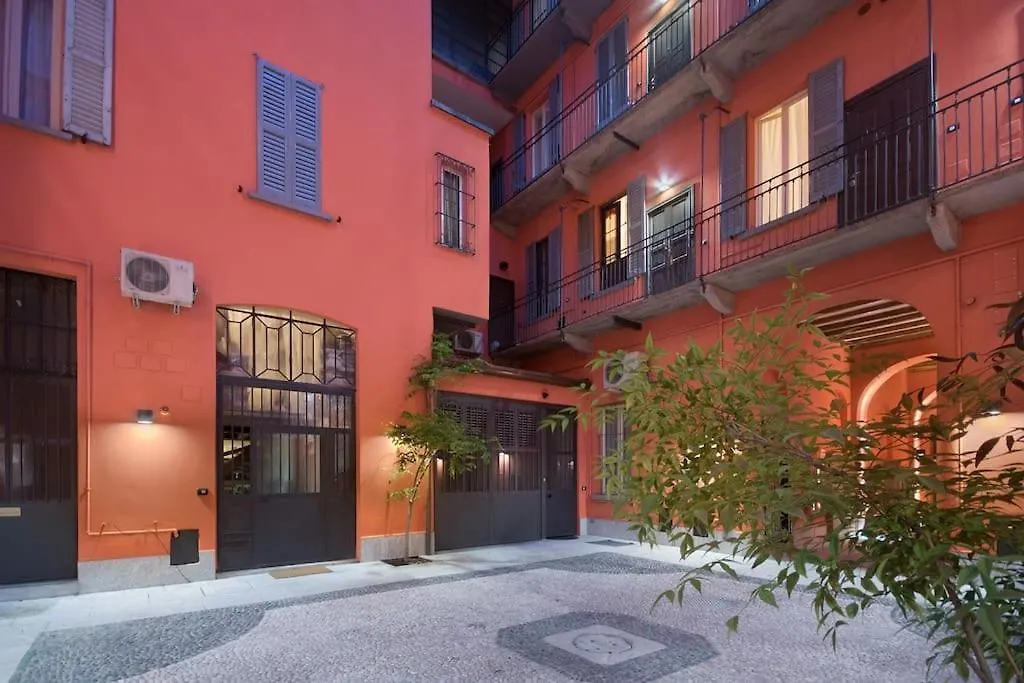 Romantic loft Porta Venezia Milano Italia